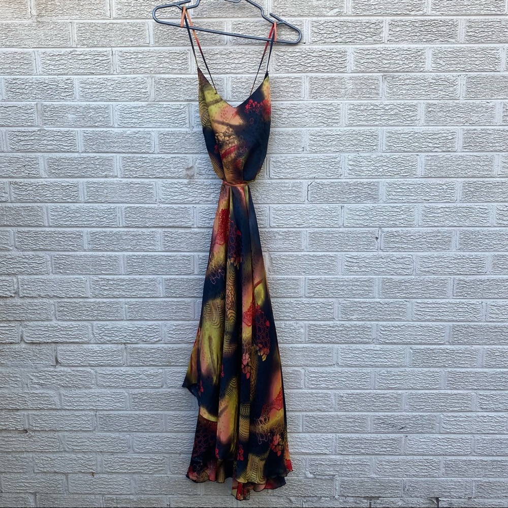 Asymmetrical backless dress